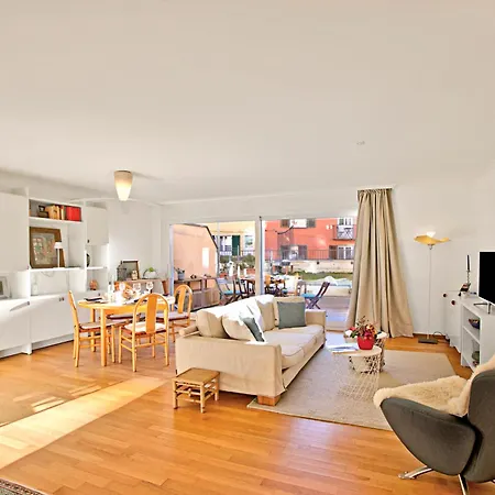 Apartman O With Garden - Happy